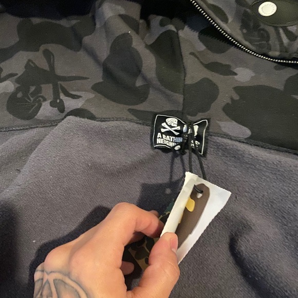Bape zip up sweater - Picture 3 of 5